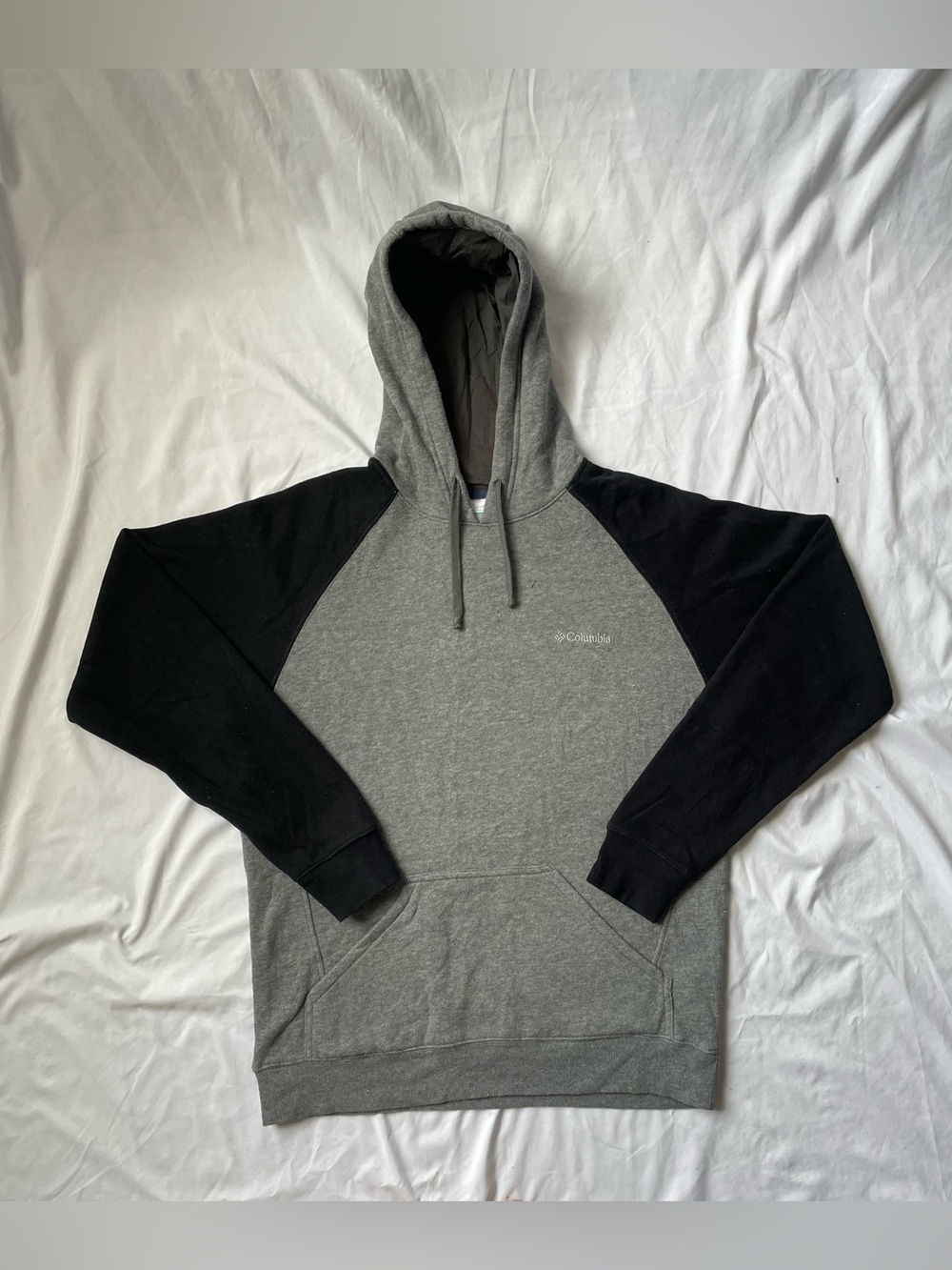 Columbia Men’s Gray/Black Colorblock Fleece Pullover Hoodie w/ Pockets, Size M